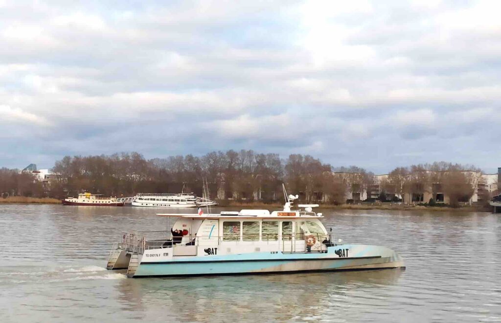 la navette fluviale batcub bordeaux