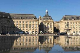 place de la Bourse et son miroir d'eau